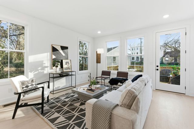 521 Croley Dr, Nashville, TN 37209