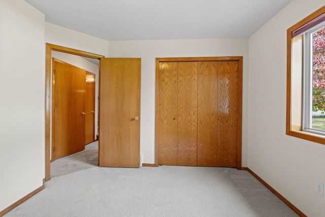 5715 N Vista Grande Dr, Otis Orchards, WA 99027