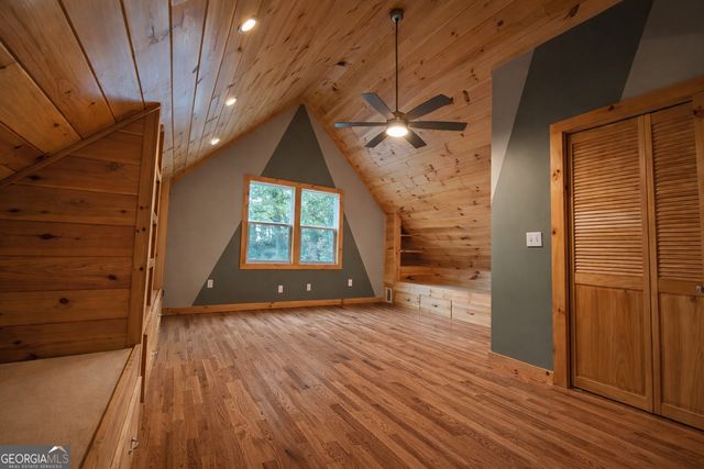 236 Grace Drive, Blue Ridge, GA 30513