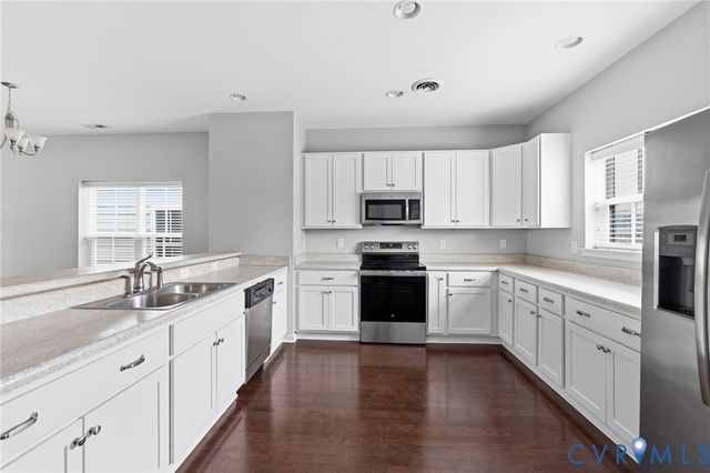 2044 Moore St, Richmond, VA 23220