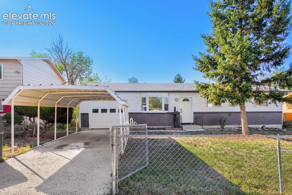 3665 Dogwood Drive, Colorado Springs, CO 80910 — exterior