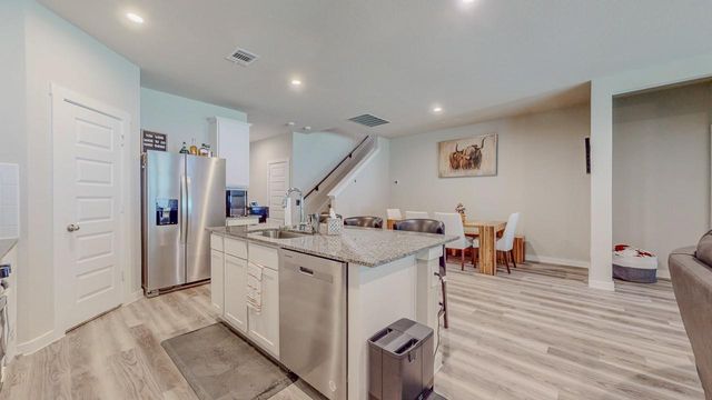 6690 Highpoint Avenue, Beaumont, TX 77708