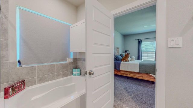 6690 Highpoint Avenue, Beaumont, TX 77708