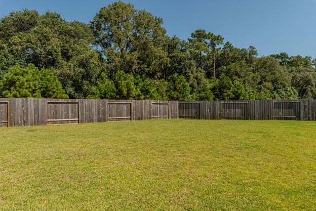 6690 Highpoint Avenue, Beaumont, TX 77708