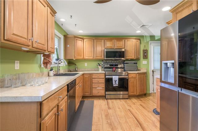 1646 West Cedar Street, Allentown City, PA 18102