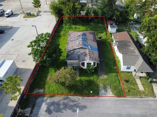 201 E 30th Street, Houston, TX 77018