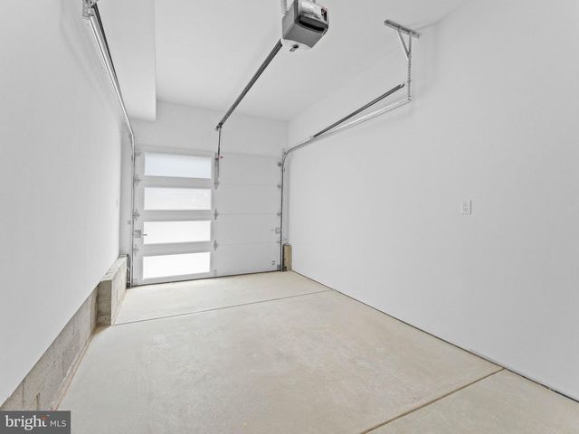 523 N 2ND ST, Camden, NJ 08102