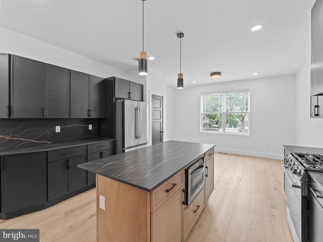 523 N 2ND ST, Camden, NJ 08102