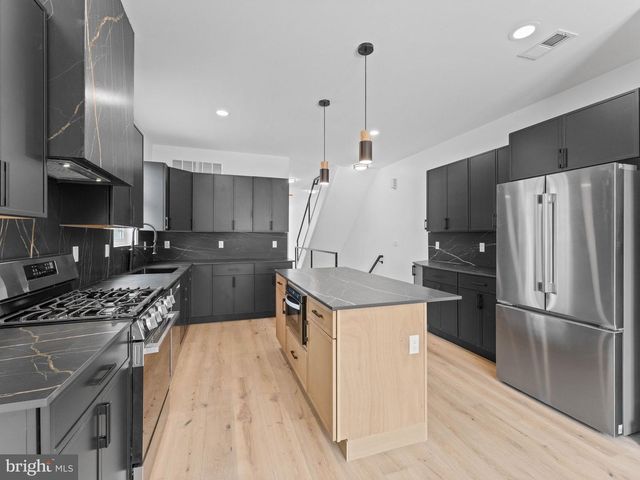 523 N 2ND ST, Camden, NJ 08102