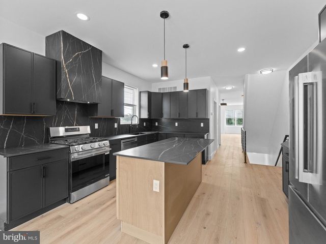 523 N 2ND ST, Camden, NJ 08102