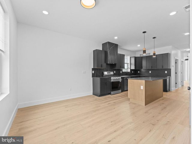 523 N 2ND ST, Camden, NJ 08102