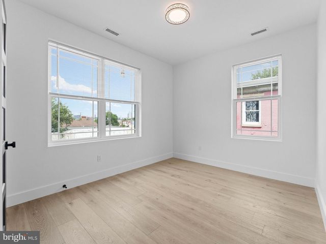 523 N 2ND ST, Camden, NJ 08102