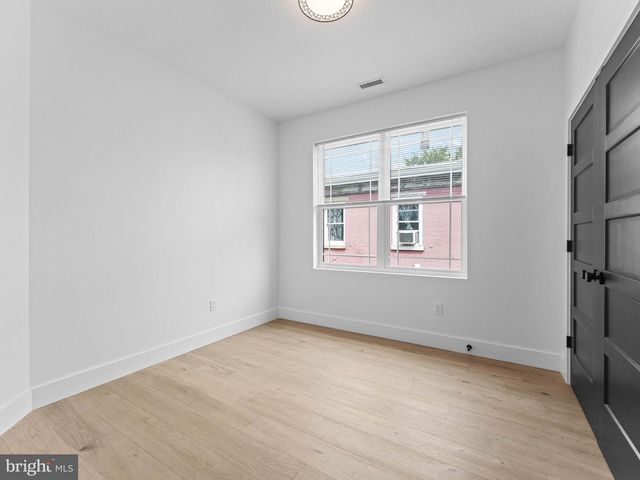 523 N 2ND ST, Camden, NJ 08102