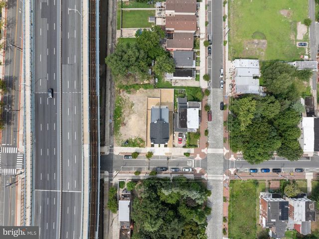 523 N 2ND ST, Camden, NJ 08102
