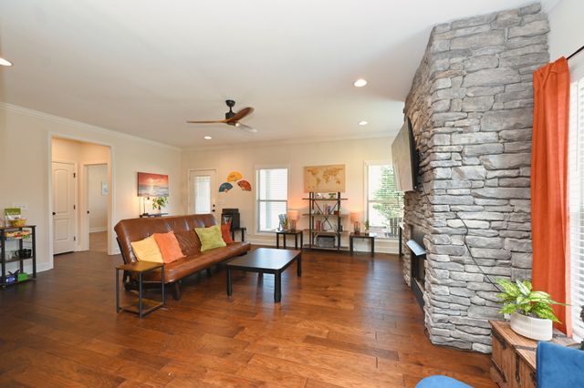 701 River Landing Way, Old Hickory, TN 37138