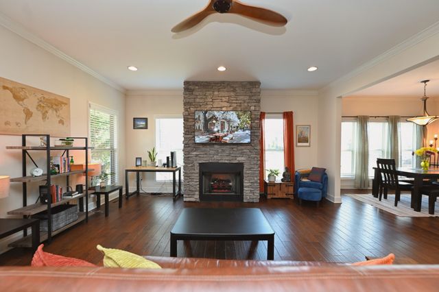 701 River Landing Way, Old Hickory, TN 37138