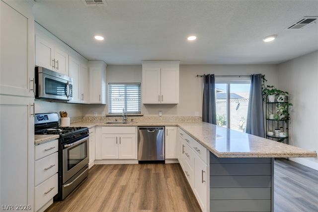 637 Valley View Circle, Henderson, NV 89002