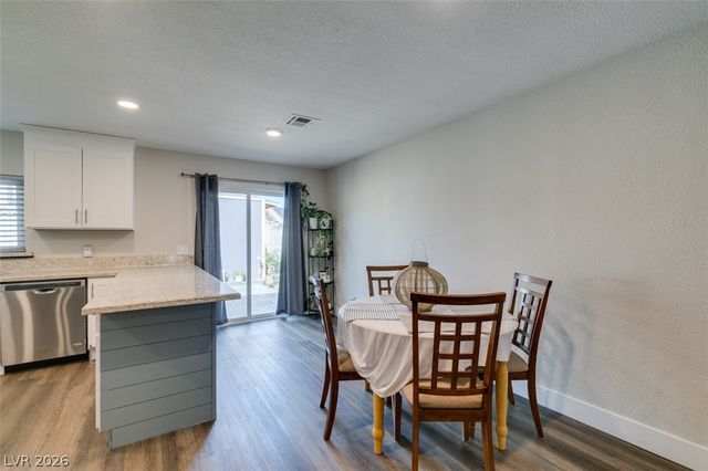 637 Valley View Circle, Henderson, NV 89002