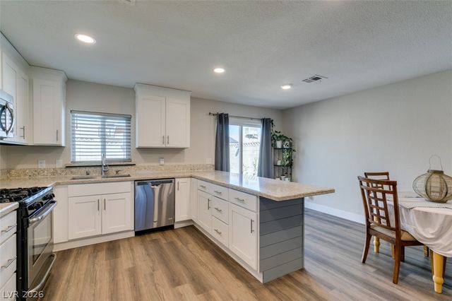 637 Valley View Circle, Henderson, NV 89002