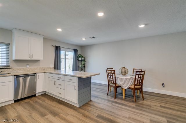 637 Valley View Circle, Henderson, NV 89002