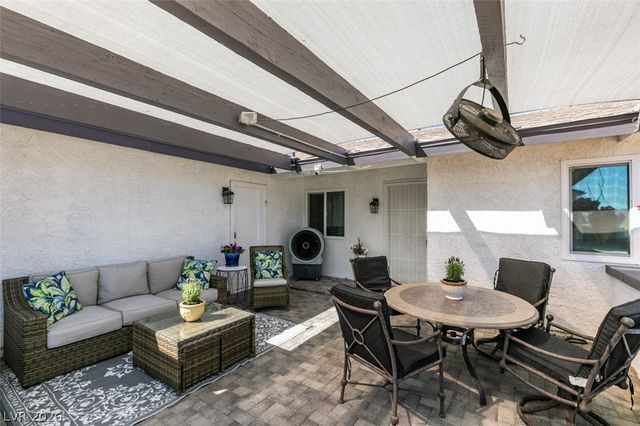 637 Valley View Circle, Henderson, NV 89002