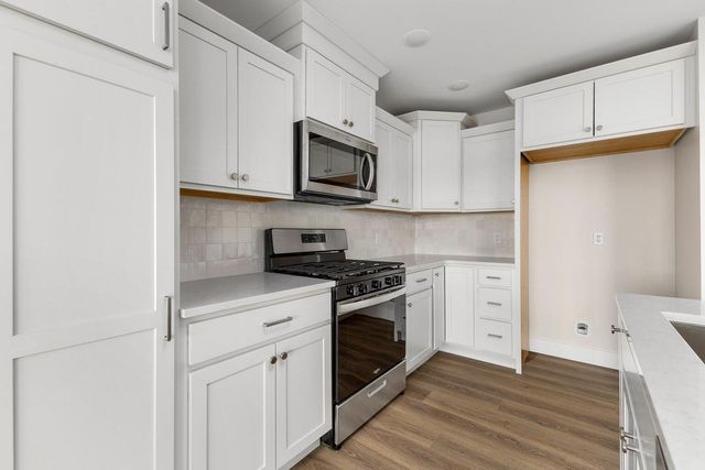 5305 STORMY DR, Columbia, MO 65203