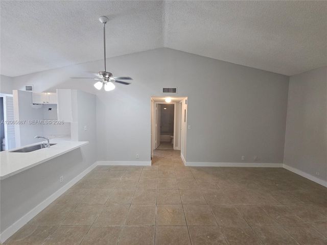 713 Gardens Drive 205, Pompano Beach, FL 33069