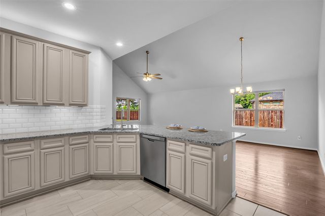 9199 White Tail Drive, Conroe, TX 77303