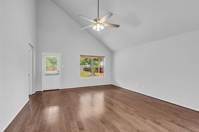 9199 White Tail Drive, Conroe, TX 77303
