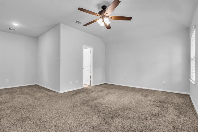 9199 White Tail Drive, Conroe, TX 77303