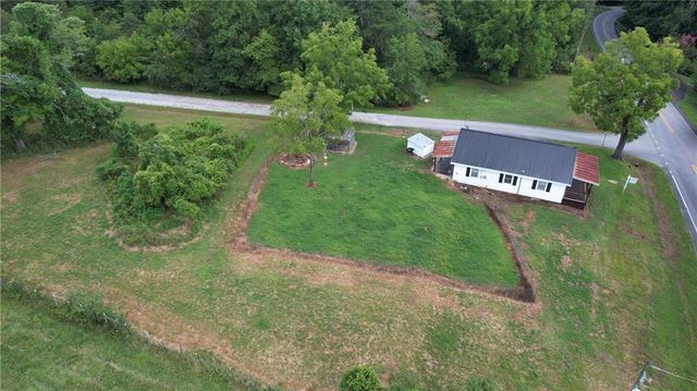 930 Cantrell Road, Marble Hill, GA 30148