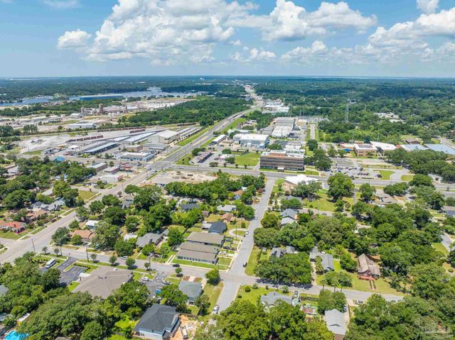 58 N M St, Pensacola, FL 32502