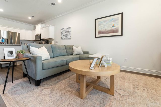 58 N M St, Pensacola, FL 32502