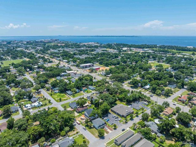 58 N M St, Pensacola, FL 32502