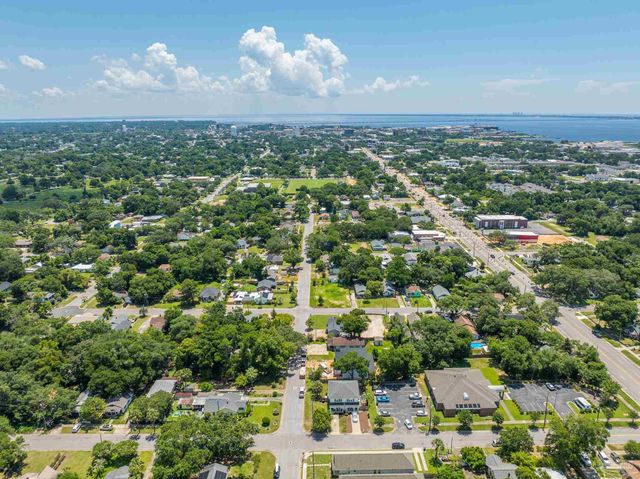 58 N M St, Pensacola, FL 32502