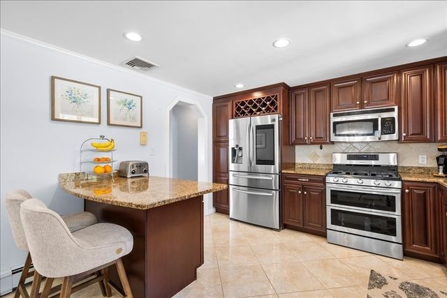 69 Whitehall St, Dedham, MA 02026