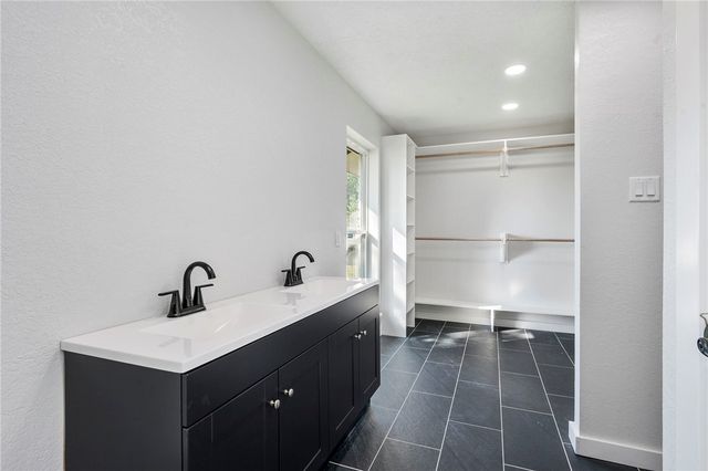 2001 Nueces Drive, College Station, TX 77840