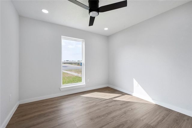 2001 Nueces Drive, College Station, TX 77840