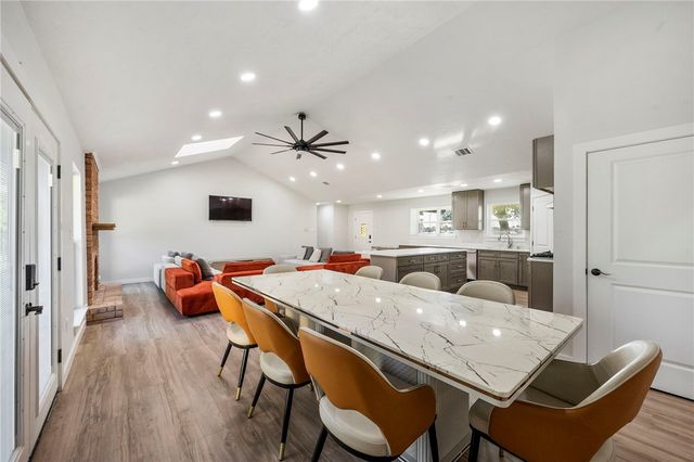 2001 Nueces Drive, College Station, TX 77840