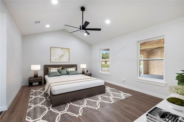 2001 Nueces Drive, College Station, TX 77840