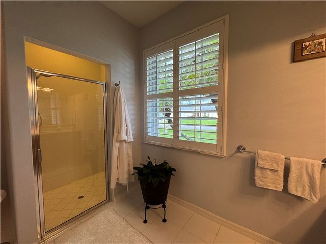 4800 48th Avenue, Vero Beach, FL 32967