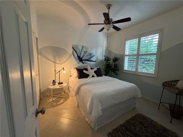4800 48th Avenue, Vero Beach, FL 32967