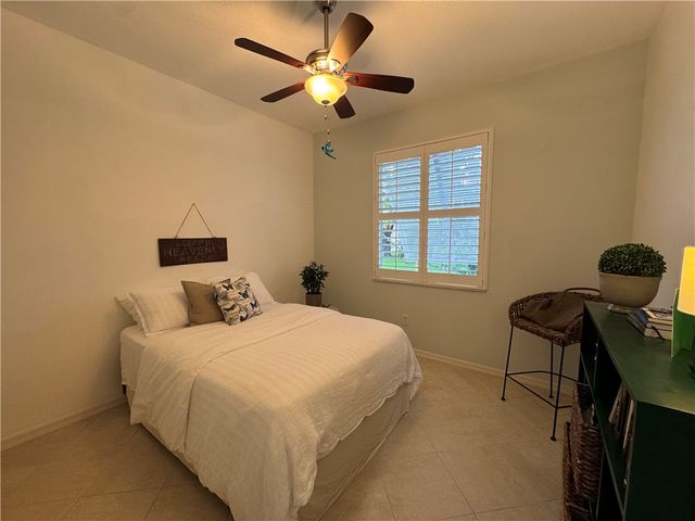 4800 48th Avenue, Vero Beach, FL 32967