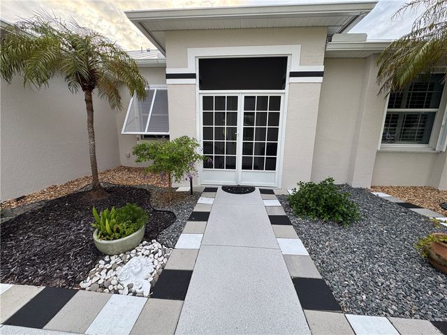 4800 48th Avenue, Vero Beach, FL 32967