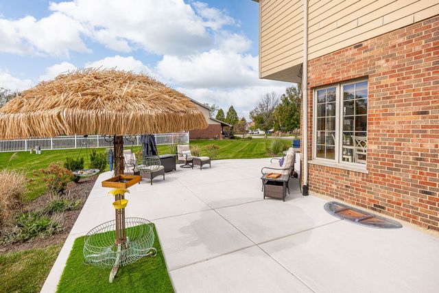 22374 Woodland Lane, Frankfort, IL 60423