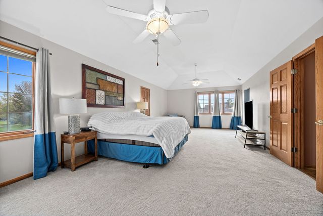 22374 Woodland Lane, Frankfort, IL 60423