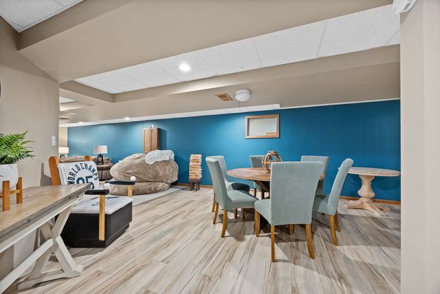 22374 Woodland Lane, Frankfort, IL 60423