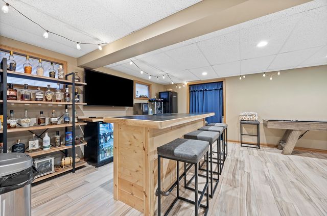 22374 Woodland Lane, Frankfort, IL 60423