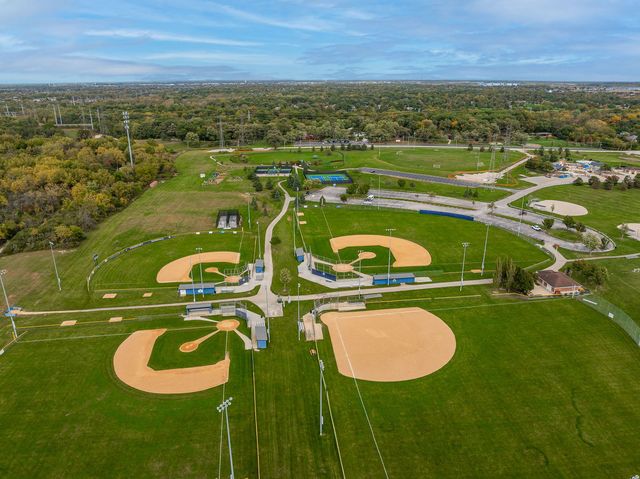 22374 Woodland Lane, Frankfort, IL 60423