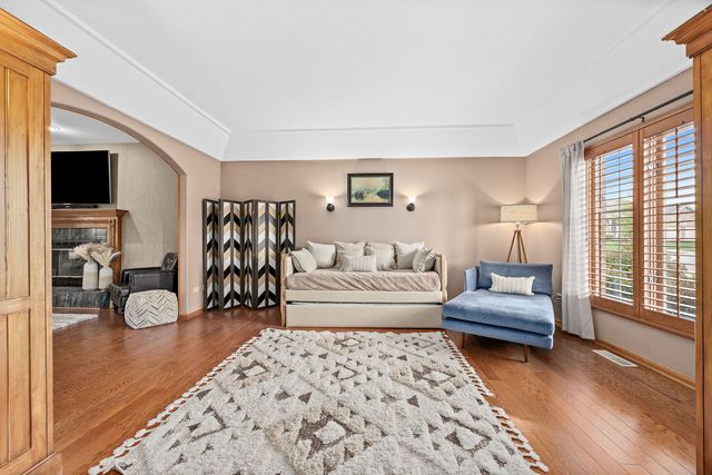 22374 Woodland Lane, Frankfort, IL 60423